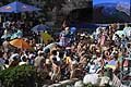 Red Bull Cliff Diving 2016 risalita degli atleti tra la gente a Polignano