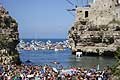 Red Bull Cliff Diving 2016 tuffatori professionisti a Polignano a Mare