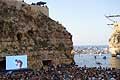 Tuffi acrobatici a Polignano a Mare con Red Bull Cliff Diving 2016