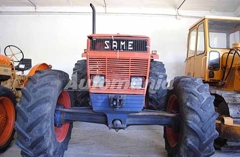 Collezioni Trattori d�Epoca - Grande Trattore Same Drago 100 DT del 1973 motore HP 100. Scopi il Trattore d�Epoca Same Drago 100 DT. Museo Trattori - Guarda le Foto!