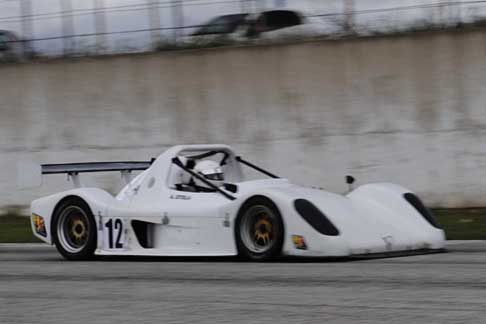 Microcar, Sport e Formula - Monoposto Radical SR3-Suzuki del pilota Stola Armmando giunta terza sul circuito di Binettto per il 1 Trofeo Autodromo del Levante prima tappa