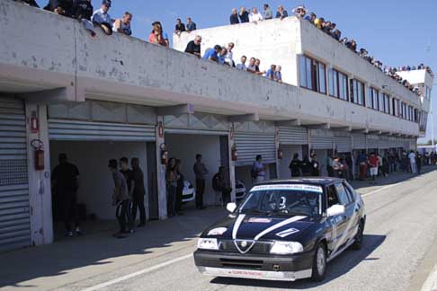 Trofeo Autodrmo del Levante - Alfa Romeo del grande Natalini Sergio in corsia Box alla 2 Tappa del Trofeo Autodromo del Levante 2014. R.I.P. campione