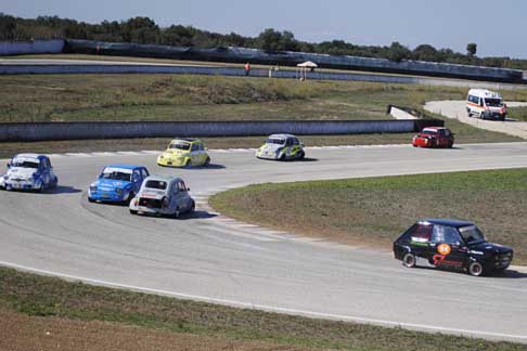 Trofeo Autodromo del Levante - Bagar in pista com Maione Domenico in testa coda dopo un contatto al Trofeo Autodromo del Levante