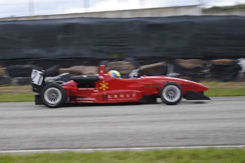 Microcar, Sport e Formula - Monoposto Dallara F300 FIat del pilota Marinaro Salvatore giunta seconda sul circuito di Binettto per il 1 Trofeo Autodromo del Levante prima tappa