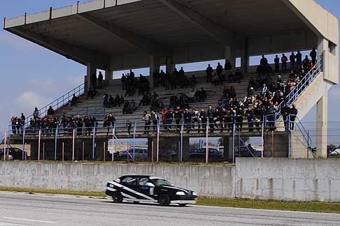 Trofeo Autodrmo del Levante - Alfa Romeo 33 del grande Natalini Sergio che sfreccia sotto le tribune al Trofeo Autodromo del Levante 2015 - 1^ Prova