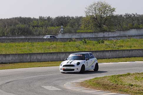 Trofeo-Autodromo-del-Levante Racing1