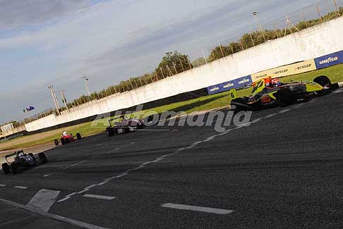 Trofeo-Autodromo-del-Levante Formula2