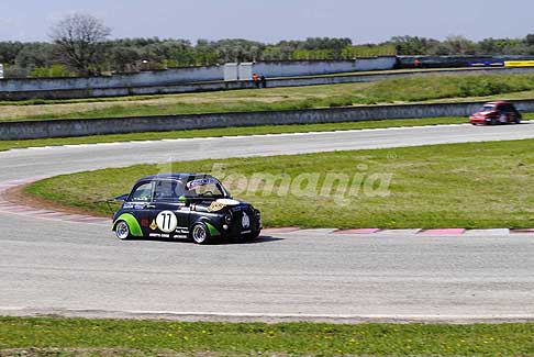 Gara Bicilindriche Trofeo del Levante 2016 - Leader Currenti Andrea su Fiat 500 insegue Monaco Marco al Trofeo Autodromo del Levante 2016, 1^ Prova