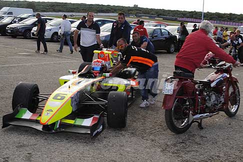 Trofeo-Autodromo-del-Levante Formula2