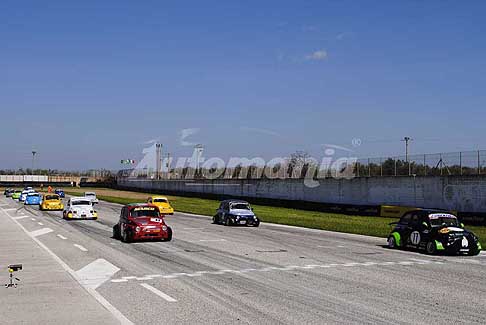 Trofeo Autodromo del Levante 2016 - Campionato Italiano Le Bicilindriche partenza al Trofeo Autodromo del Levante 2016. Foto archivio 1^ Prova