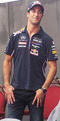 Il pilota Daniel Ricciardo premiato al 21 Trofeo Lorenzo Bandini a Brisighella (Ra)