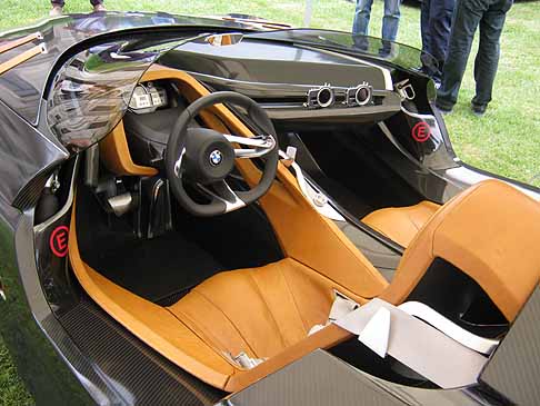 BMW - BMW 328 hommage interni supercar