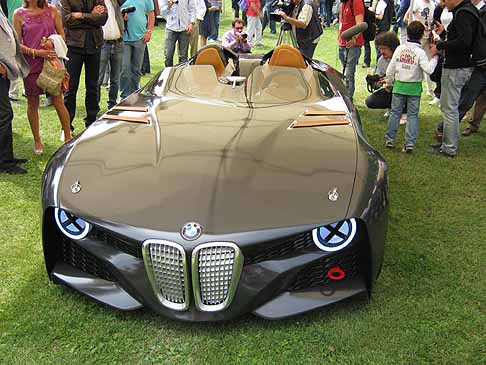 BMW - BMW 328 Hommage omaggio allo storica vettura, icona degli Anni Trenta, realizzata per celebrare i suoi 75 anni