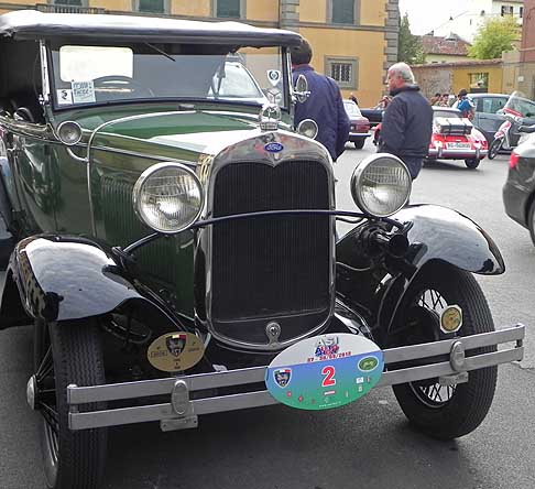 Ford - Modelli storici della casa americana la Ford A Phanteon del 1931 all'Asiautoshow 2012