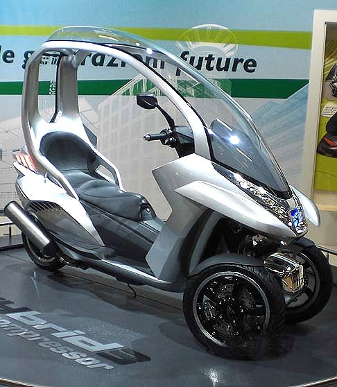 Motor Show Padiglione Peugeot -  Haybrid 3 compressor