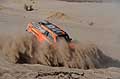 Dakar 2014 stage 5 la Hummer H3 di Robby Gordon in lotta con le dune