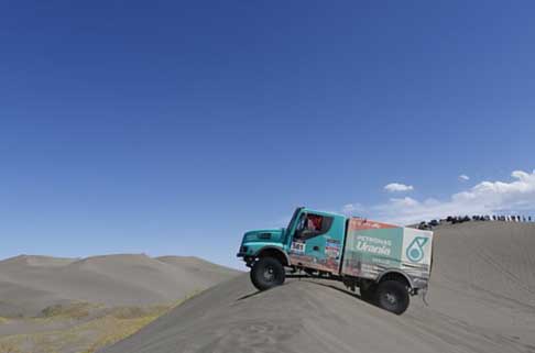 Dakar 2014 - Dakar 2014 2 stage camion Iveco di Gerard De Rooy vincitore di tappa e leader nella classifica generale