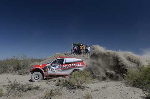 Dakar 2014 - Dakar 2014 2^ tappa cars Haval con il duo Lavieille Christian e Garcin Jean-Pierre