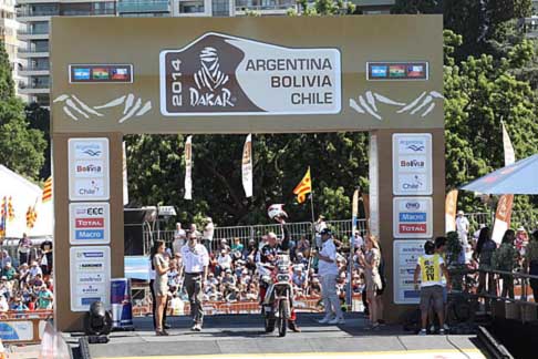 Dakar 2014 - Dakar 2014 partenza del centauro Eric Palante
