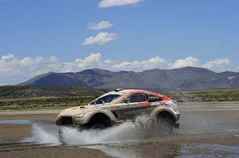 Dakar 2014 - Dakar 2014 stage 7: cars driver olandese Bernhard Ten Brinke