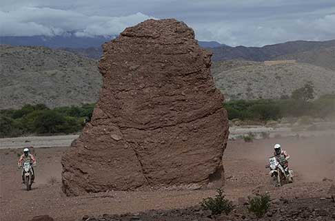 Salta - Termas de Rio Hondo - Dakar 2015 - bikers action 11 stage Salta - Termas de Rio Hondo