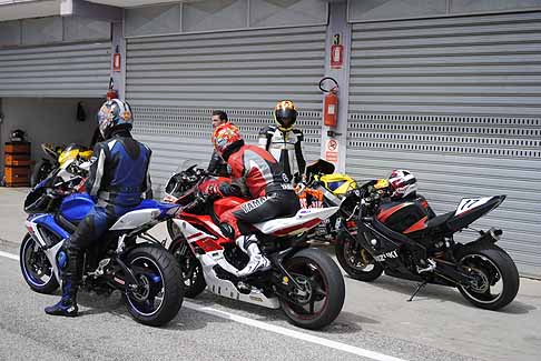 Donne e Motori Paddock
