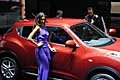Nuova Nissan Juke e sexy hostess al Ginevra Motor Show 2010