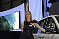 Stand Chrysler e modella al Motor Show di Ginevra 2010