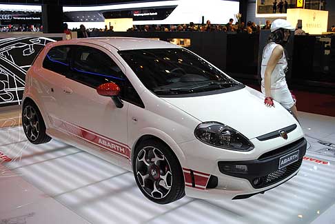 Salone di Ginevra Abarth