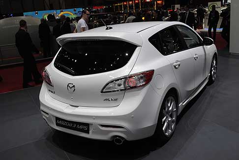 Salone di Ginevra Mazda