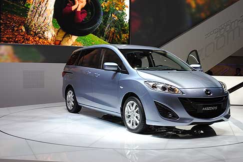 Salone di Ginevra Mazda