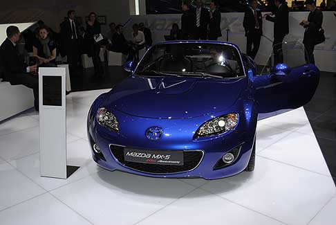 Salone di Ginevra Mazda