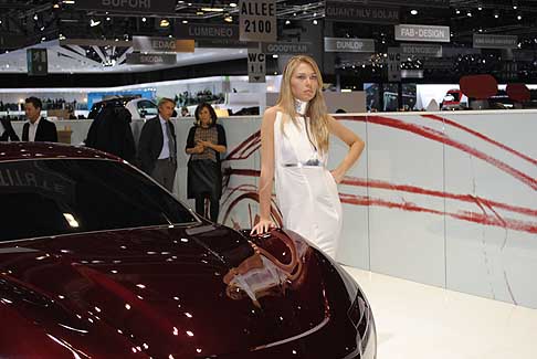 Salone di Ginevra Ragazze
