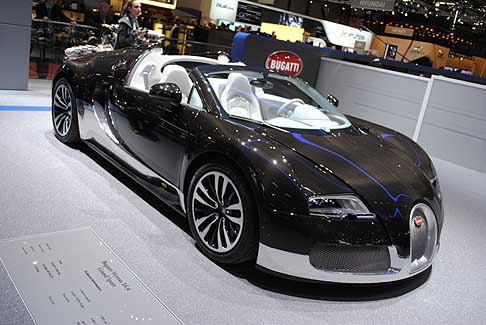 Salone di Ginevra Bugatti