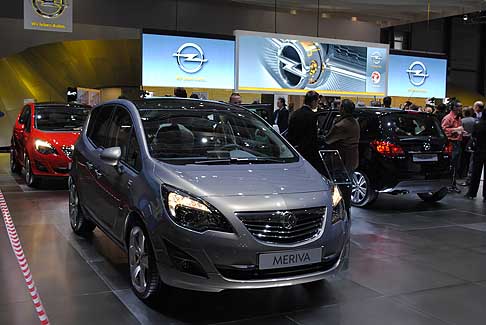 Salone di Ginevra Opel
