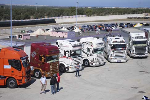 Levante Tuning Day - Vista panoramica camion allAutodromo del Levante a Binetto (Bari)