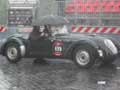 HEALEY Silverstone (1950) alle Mille Miglia nella ripartenza di Roma sotto la pioggia