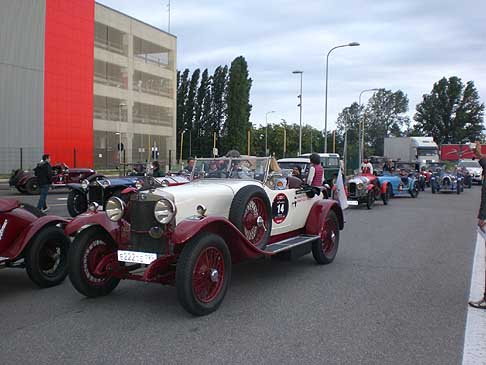 ALFA ROMEO RL SS (1925) del duo russo Pankovskiy (RU) - Pankovskaya (RU) alle Mille Miglia 2010