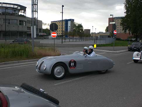 BMW 328 (1937) categoria sport  con il duo driver Draeger e codriver Dremmer (DE) alle Mille Miglia 2010