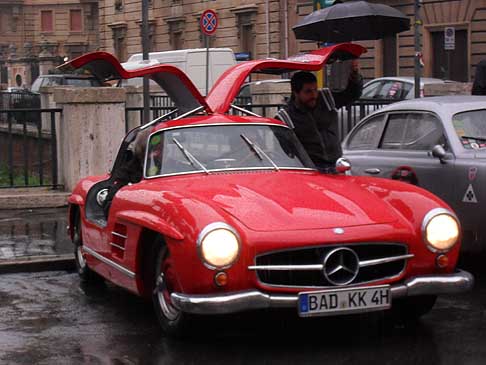 Mercedes-Benz - Tutto pronto per le mille miglia 2011