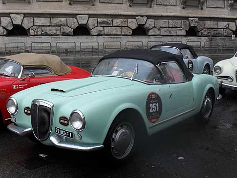 LANCIA Aurelia B24 (1955) duo Rossi (IT) - Teti (IT) pronti per la ripartenza della Frecci Rossa da Roma - Prima 1000 Miglia: 1956