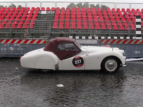 TRIUMPH TR2 Long Door (1954)