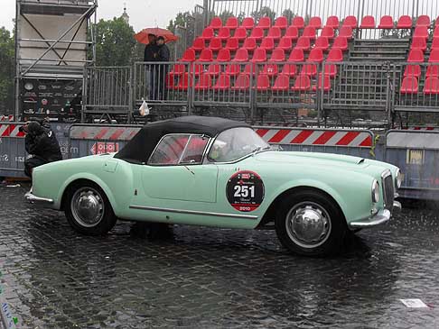 LANCIA Aurelia B24 (1955) spider Gran Turismo in gara con il numero 251 duo Mauri (IT) - Lersa (IT) alle Mille Miglia 2010