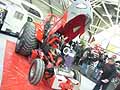 Super trattori modificati Cuore Rosso dellAG Race al Tractor Pulling presso il Motor Show 2009