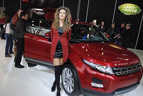 Land Rover - Suv Rage Rover Evoque 5 porte e sexy hostess