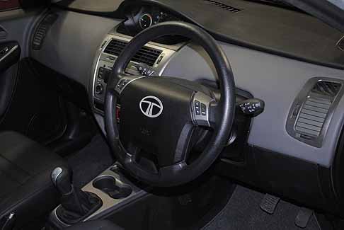 Tata - Interni Tata Indica Vista EV elettrica
