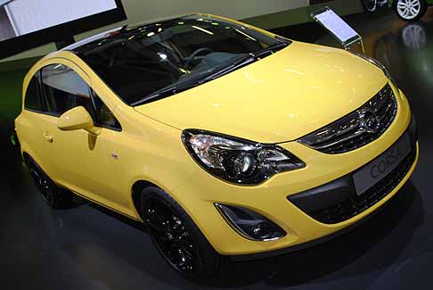 Bologna Motor Show Opel