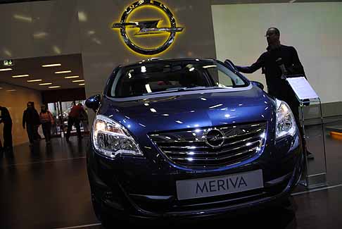 Bologna Motor Show Opel