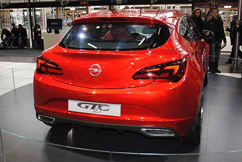 Opel - Opel Astra GTC Concept Paris retro vettura