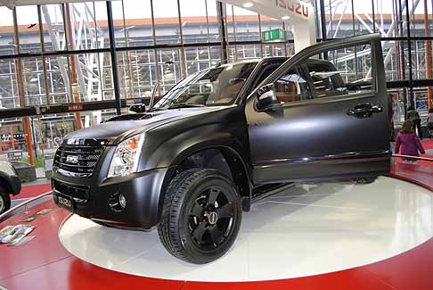 Bologna Motor Show Isuzu